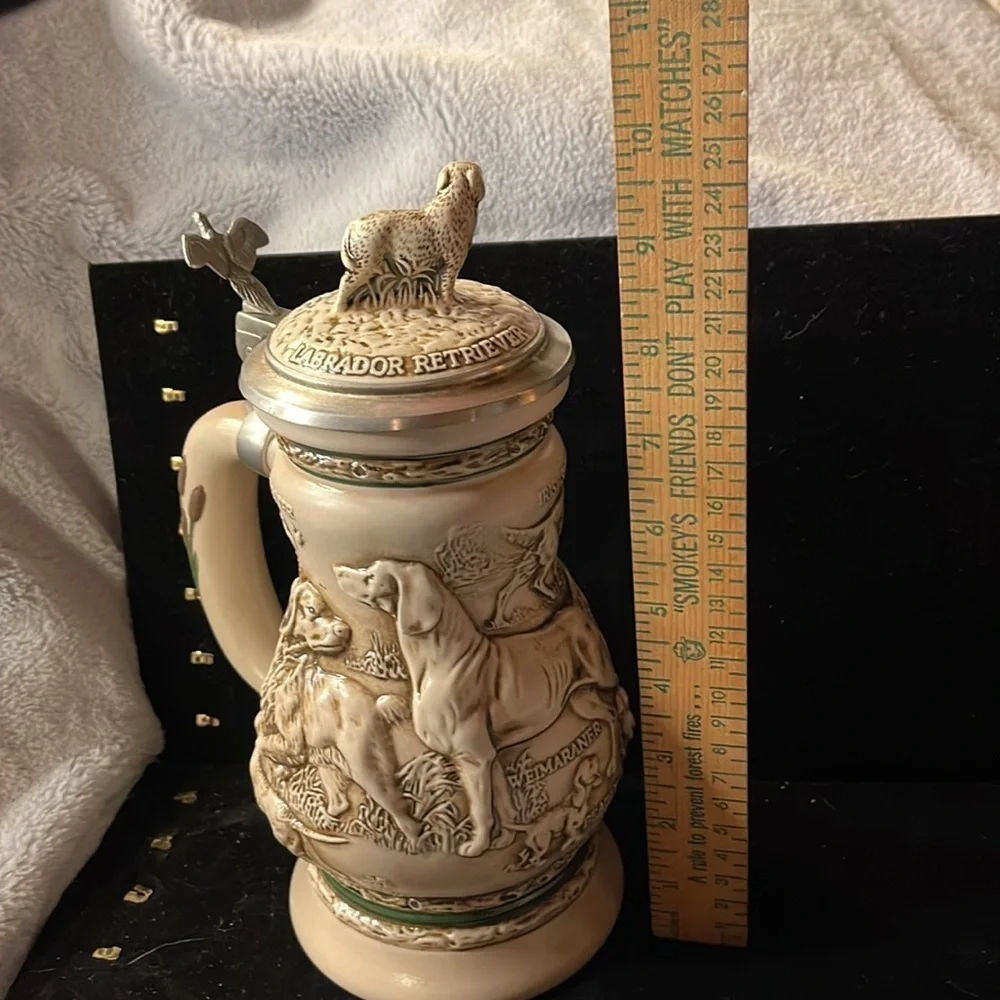 Avon-1991-Vintage Great Dogs of the Outdoors Stein Made in Brazil #189072